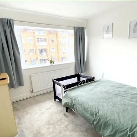4 Bedroom Property Close To The Harry Potter Studio And Watford Junction 외부 사진